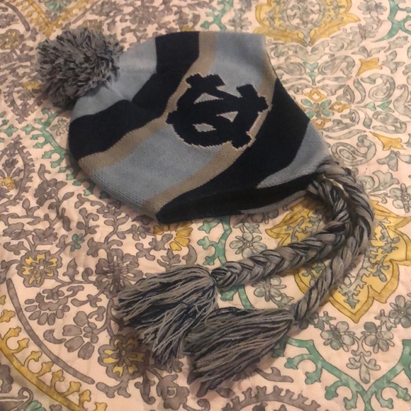 UNC Carolina Winter Hat - Picture 1 of 1